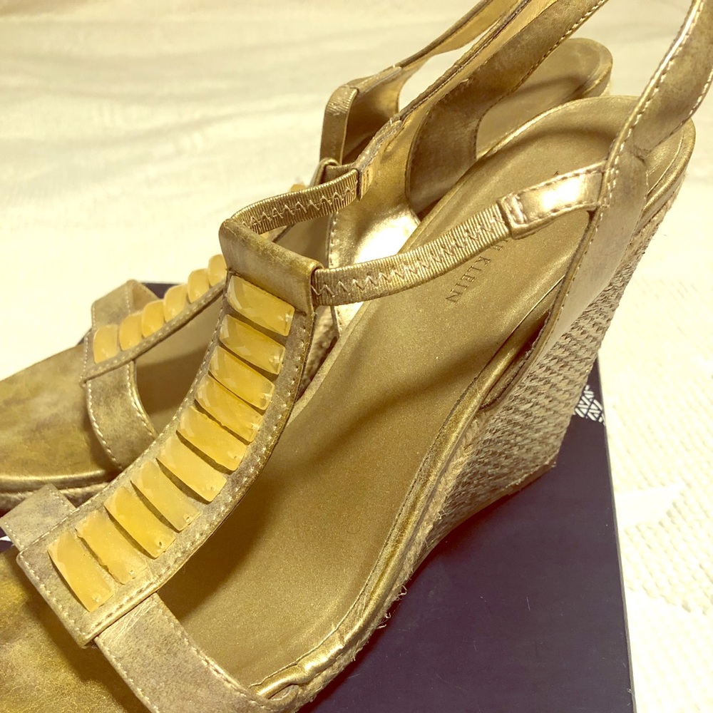 Gently used summer gold wedges